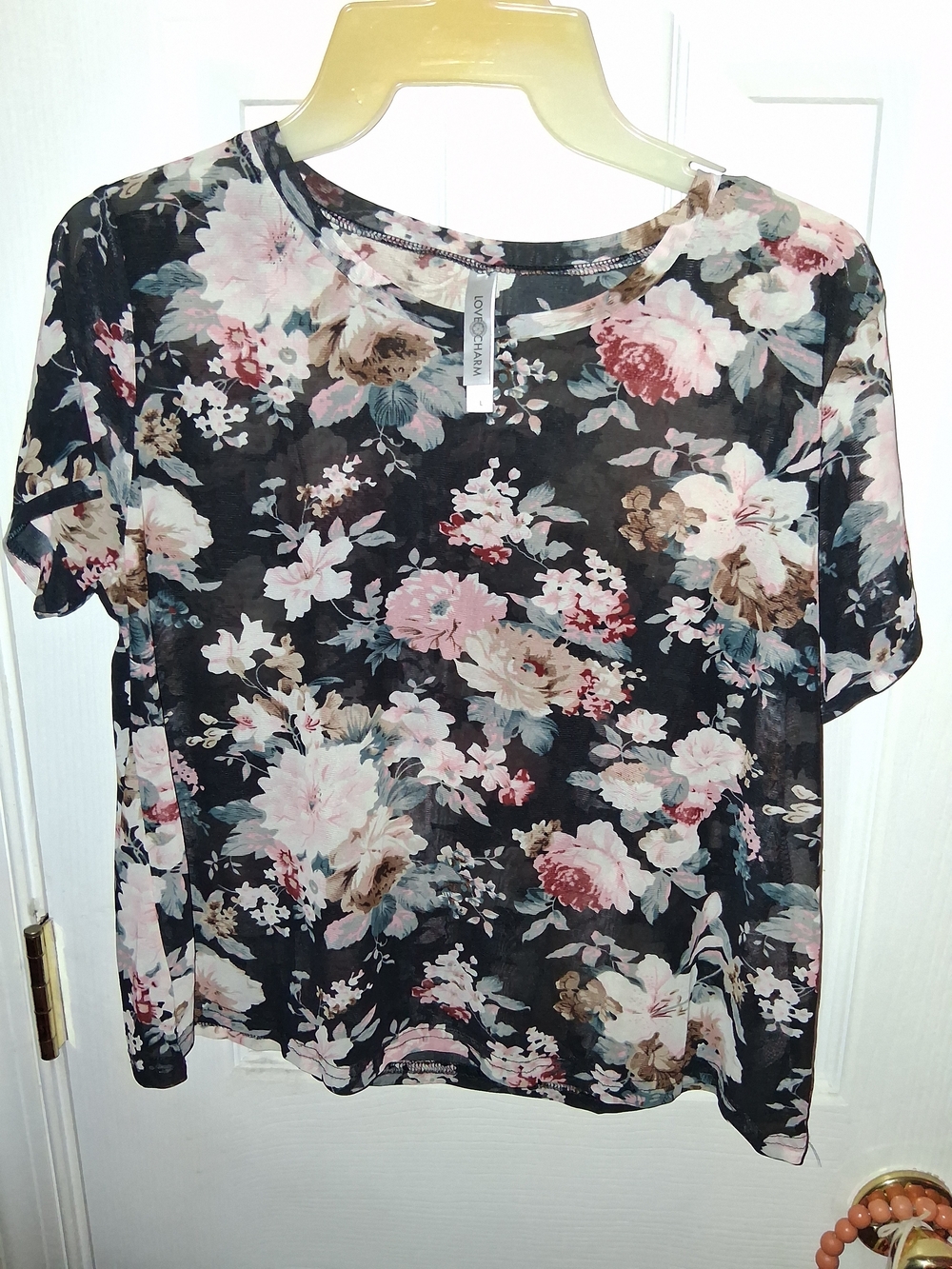 Love Tree Black Floral Short Sleeve Tee